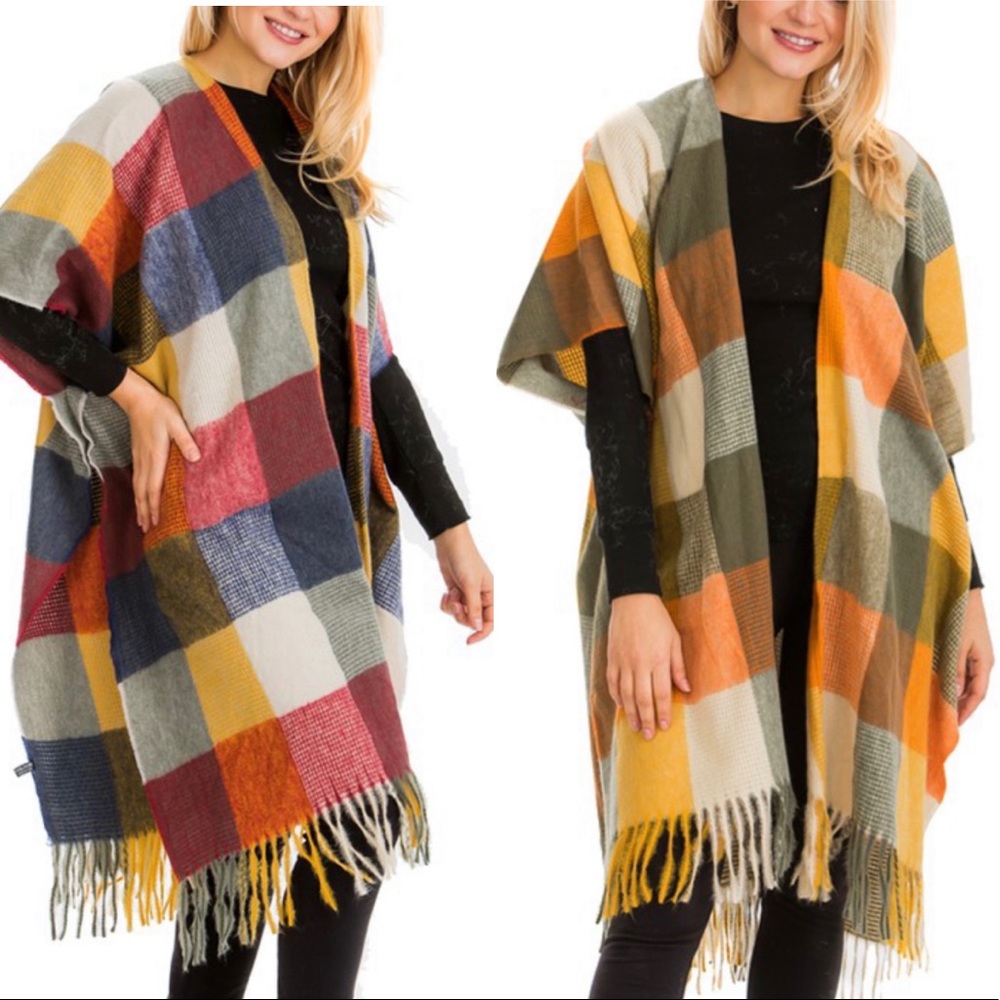 🌹Checkered Poncho🌹